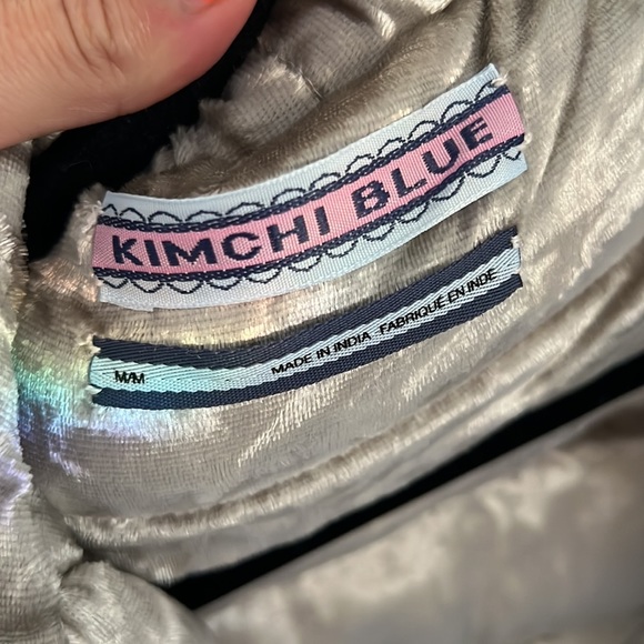 Velvet gold and silver puffer coat - Picture 2 of 4